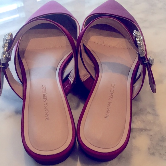 Satin Pointy-Toe Flat with Crystal Buckle 6 1/2 - Picture 4 of 4